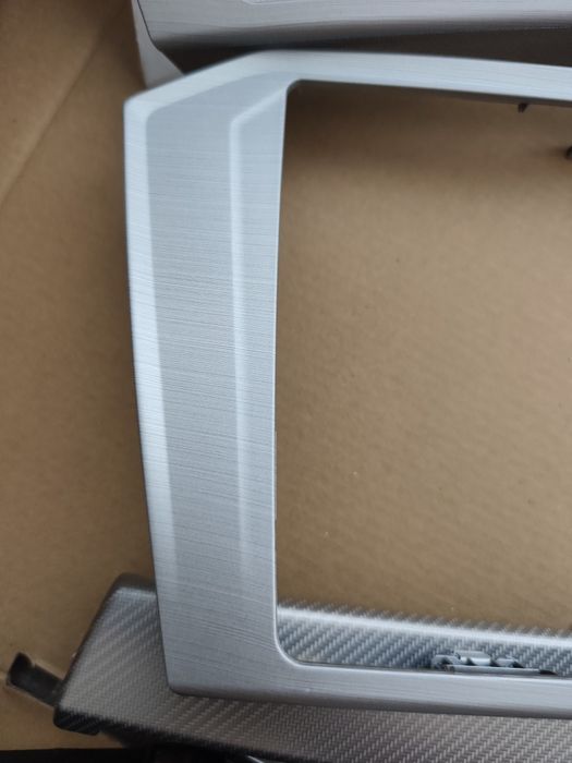 Rama display 8" MIB2 VW Passat B8 / B8.5 / Arteon – Silver – OEM 3GD 858 069 B