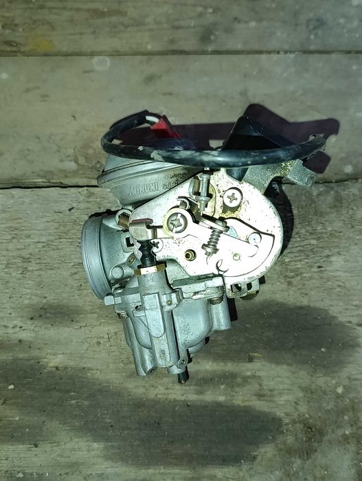 Карбуратор за Suzuki An125