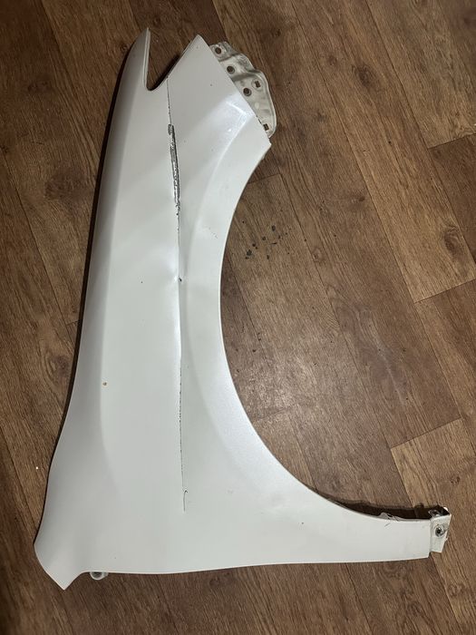 Крыло Тайота камри55