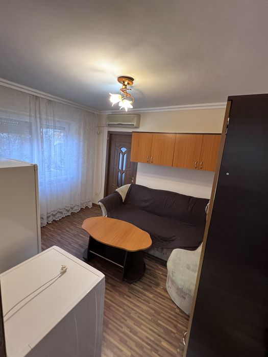 Vand apartament 2 camere