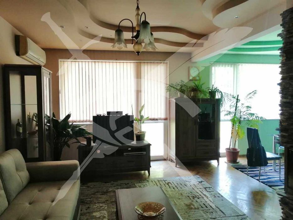 Дава се под наем Четиристаен апартамент в Варна, Общината - 120 кв.м за 1000 € - Снимка #1