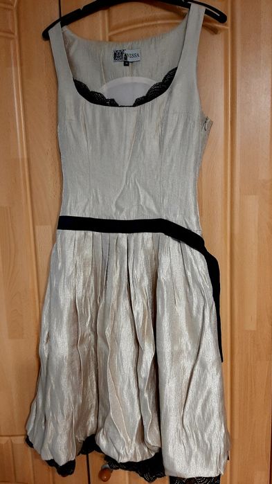 Vand rochie Nissa