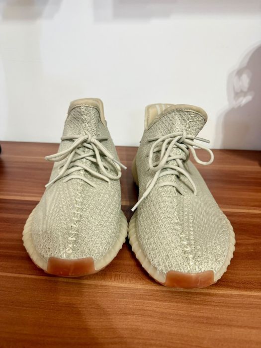 Adidasi Adidas Yeezy