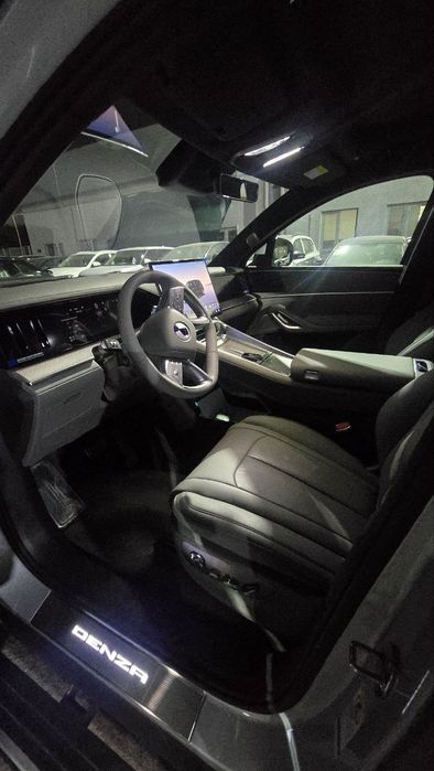 Denza N9 2026 madel pod zakaz.