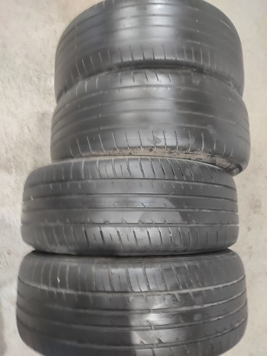 Продам комплект резины 225/60/17