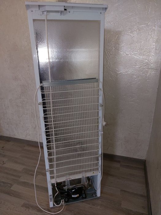 Продоётся холодильник Бирюса 124