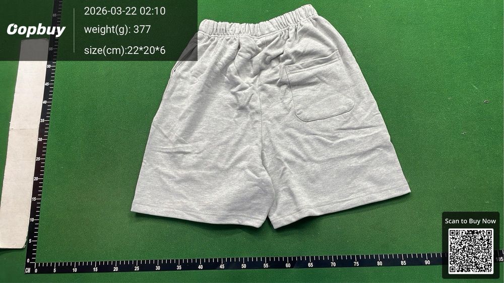 Pantaloni scurti essentials