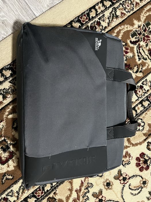 Ноутбук Lenovo.