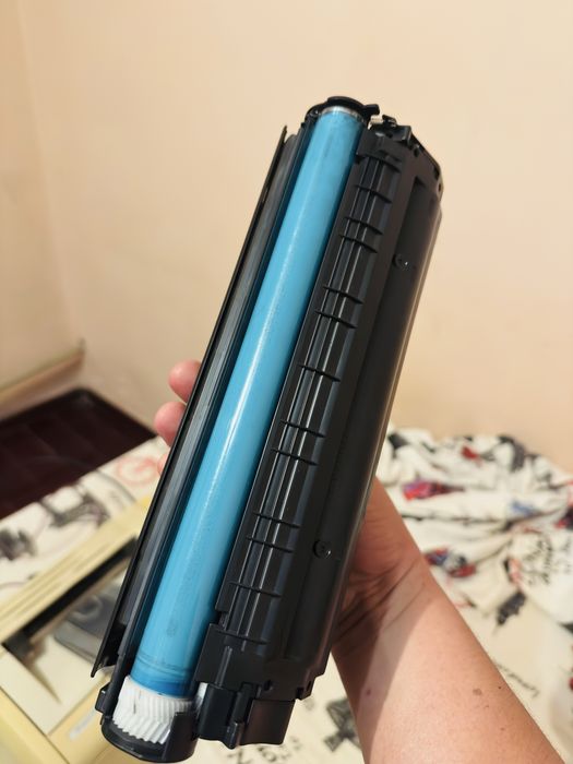 Принтер HP LaserJet 1018 2 картриджа