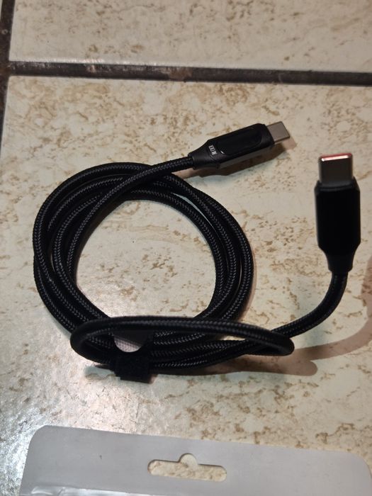 Cablu  incarcare telefon .USB C LA  C