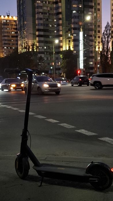 Продамэлектро самокат ninebot g30max