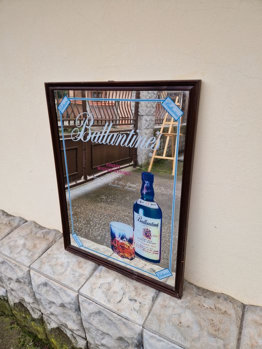 Прекрасно антикварно рекламно огледало