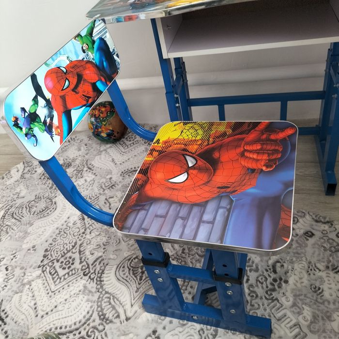 Детский стол со стульчком