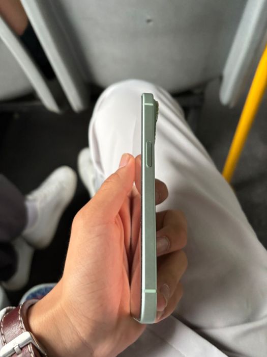 Iphone 15,128гб, емкость 94%