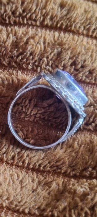 Перстень женский с Аметист.