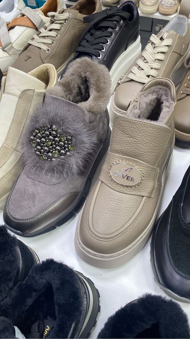 Кроссовки зимние