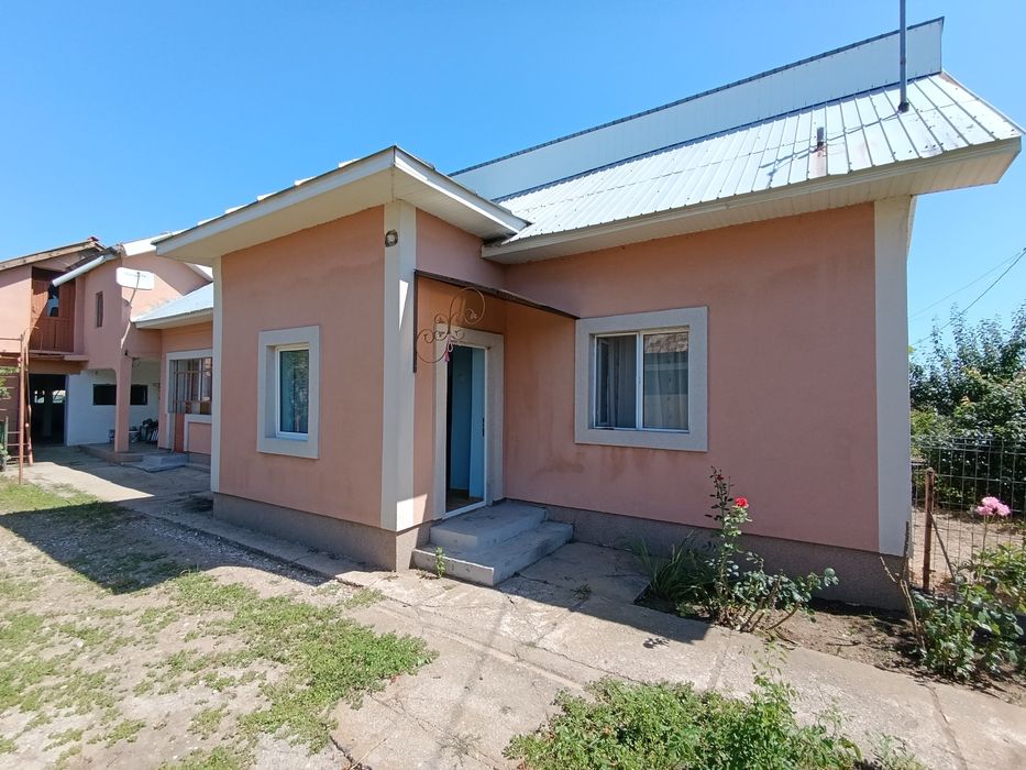 Casa mobilata și utilata