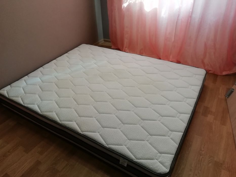 Матрац двуспальный