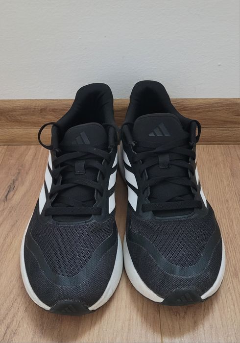 Маратонки Adidas-39 номер