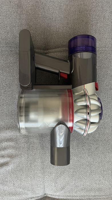 Corp Dyson V8 fara accesorii