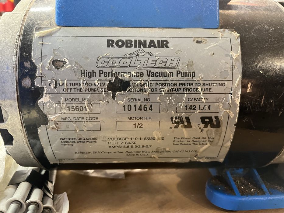 вакуум помпа двустъпална  ROBINAIR