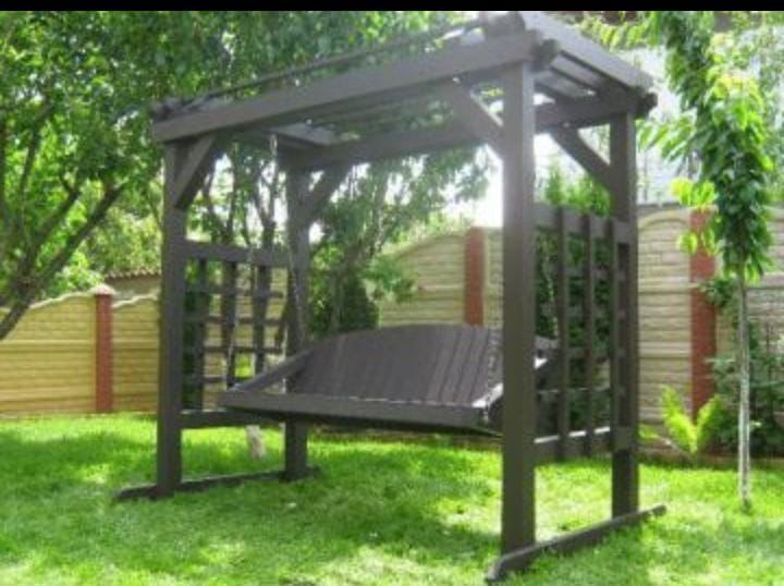 Facem pe comandă diferite modele de leagăne din lemn sau metal..