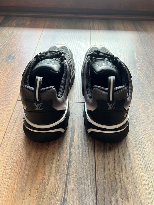 Louis Vuitton Runner Tatic Sneaker