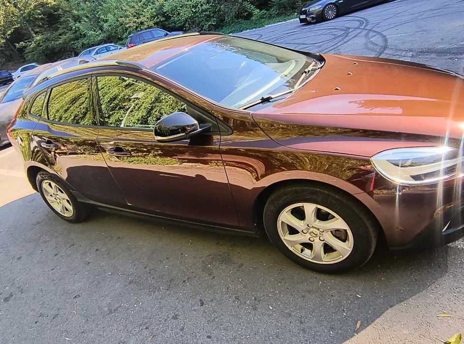 Volvo v40 cross country