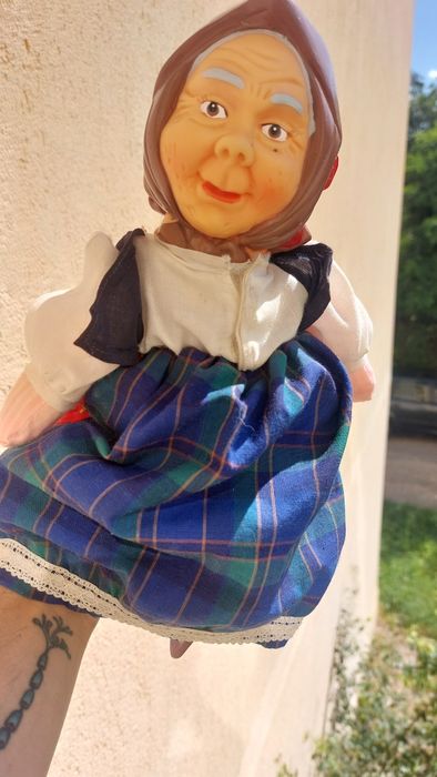 Marioneta,păpușă aradeanca,comunism