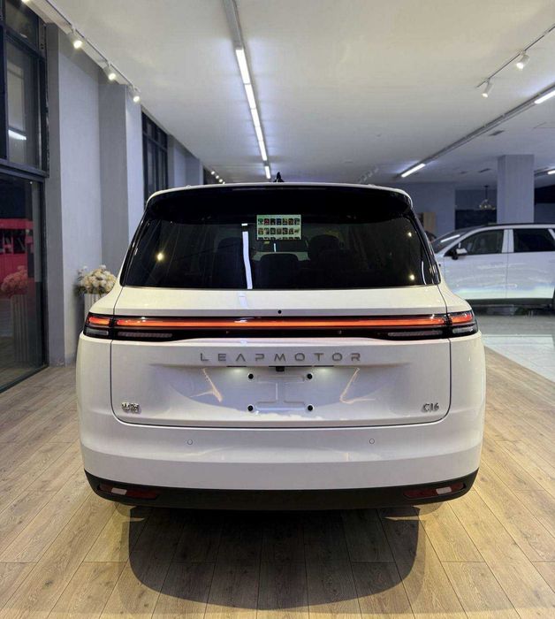 LEAPMOTOR C16 Premium Dop 580km Naqd va Nasiya Savdoga