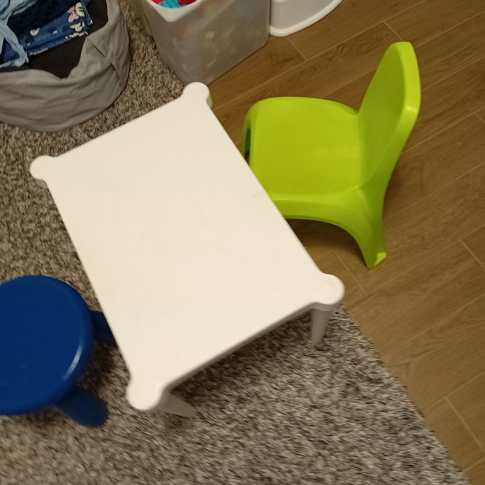 Masa utter gradina copii plus 2 scaune ikea mammut