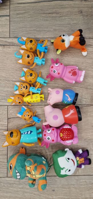 Фигурки три кота, свинка пэпа, лунтик