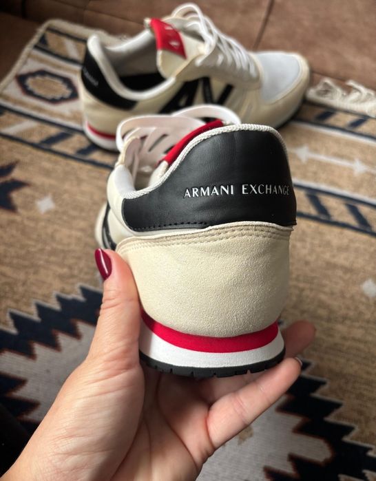 Adidasi Armani Exchange