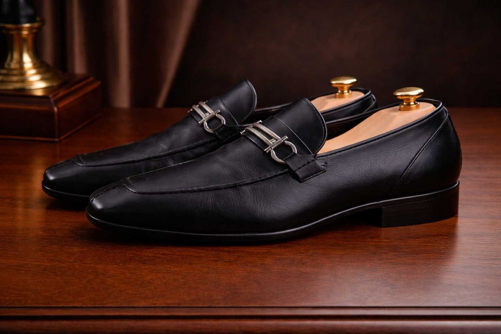 Salvatore Ferragamo Black Leather Horsebit Loafers – Made in Italy