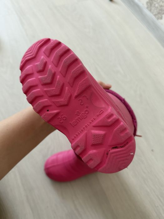 Резиновые сапоги на девочку