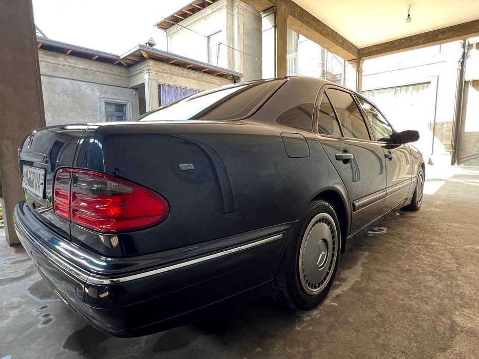 Mercedes Benz W210 E260