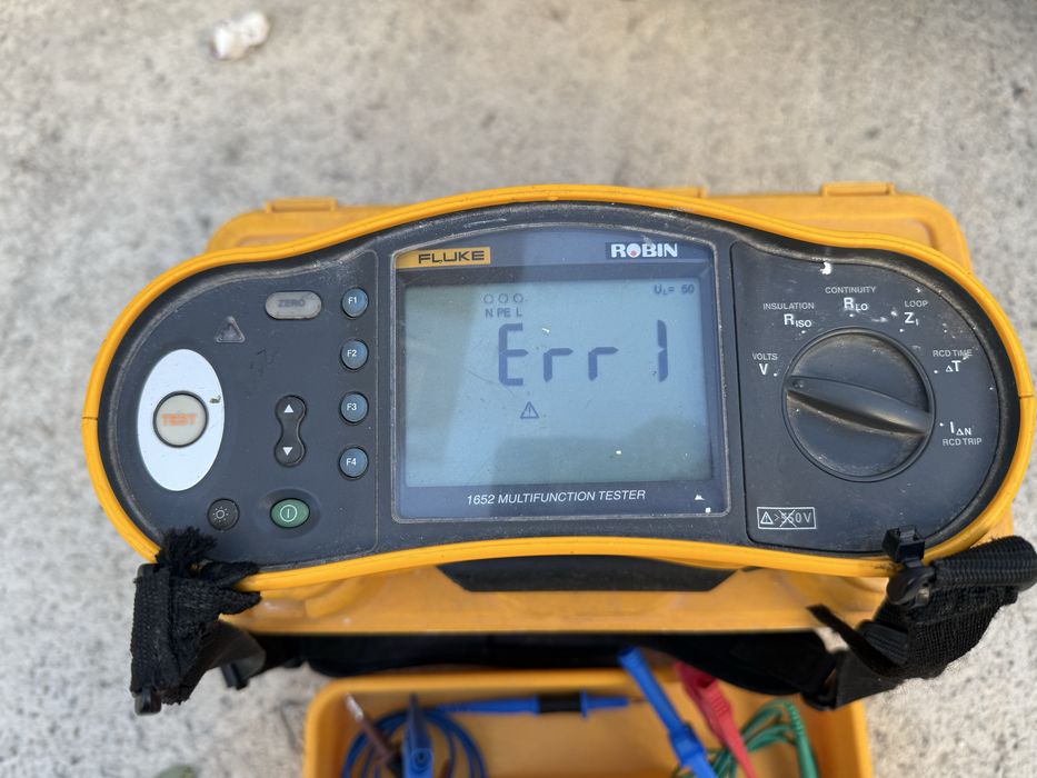 мултифункционален тестер Fluke 1652