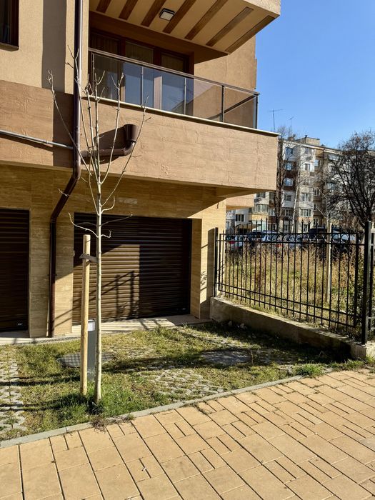 Продава се Гараж / Паркомясто в София, Дружба 1 - 25 кв.м за 11 €/кв.м - Снимка #1