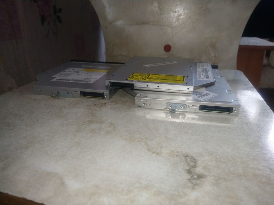 Продам дисковод для ноутбука