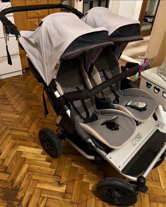 Количка за близнаци Mountain Buggy duet v3