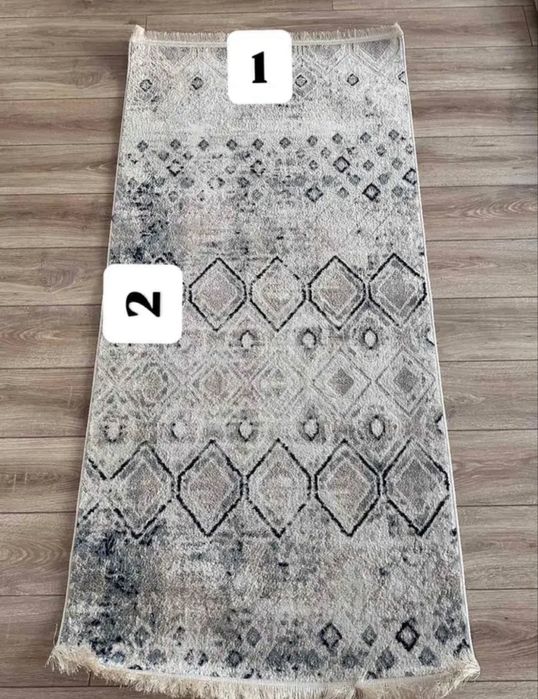 Продам 2 коврика