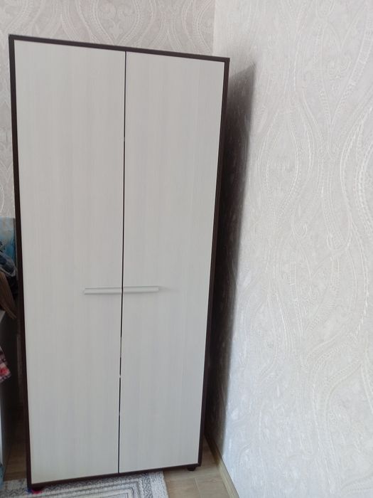 Продаётся шкаф отличном состояние..