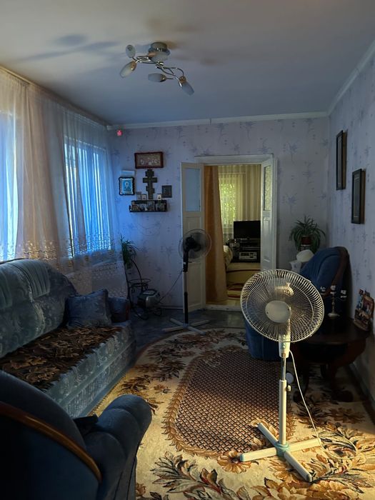 Продам дом район 11 мкр