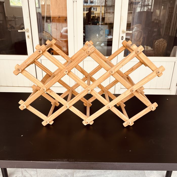 Скандинавска дървена стойка за вино – винтидж, разтегателна (Швеция)