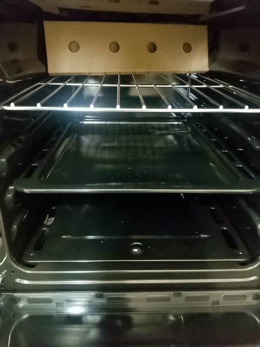 Продам новую газплиту