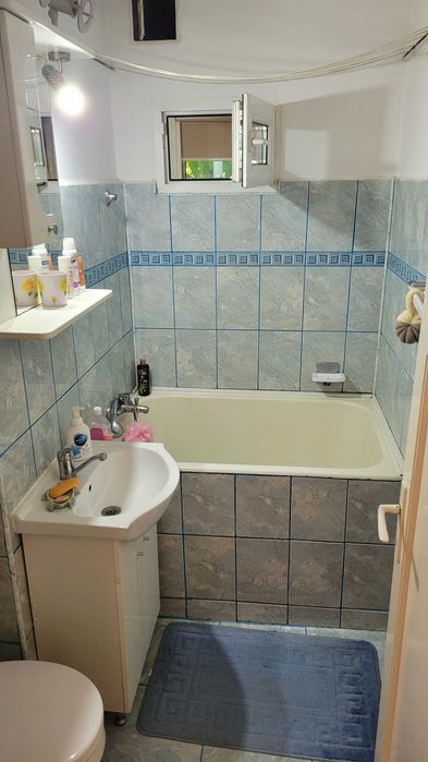 Apartament 2 camere semidecomandat de vânzare – Brașov, Calea București, cartier Astra
