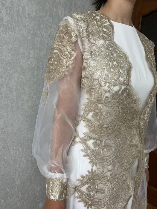 Продам свадебное платье 44.46