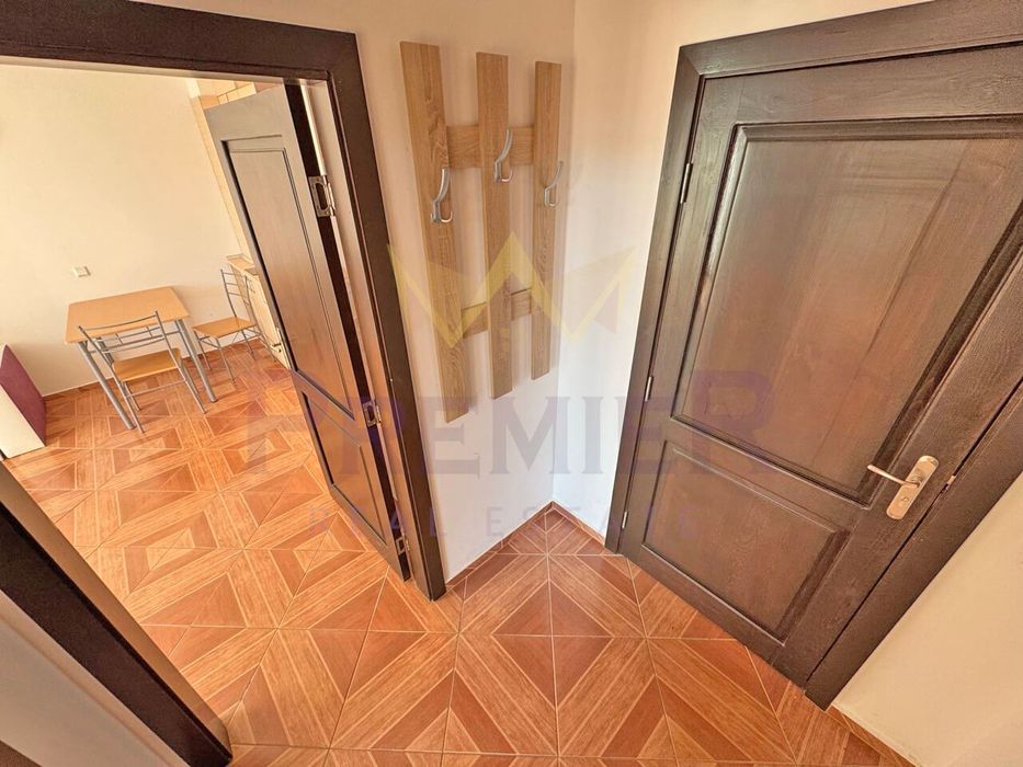 Продава се Двустаен апартамент в к.к. Слънчев бряг - 58 кв.м за 1268 €/кв.м - Снимка #5