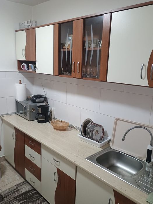 Vand apartament cu 2 camere