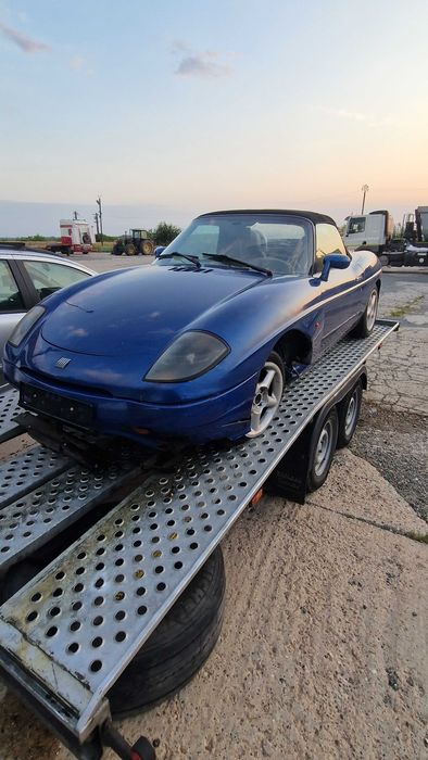 Dezmembrez Fiat barchetta 1.8
